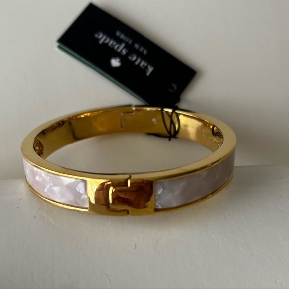 NWT Kate Spade Jewelry Bundle 2 Bracelets & a pair of earrings - Picture 10 of 12